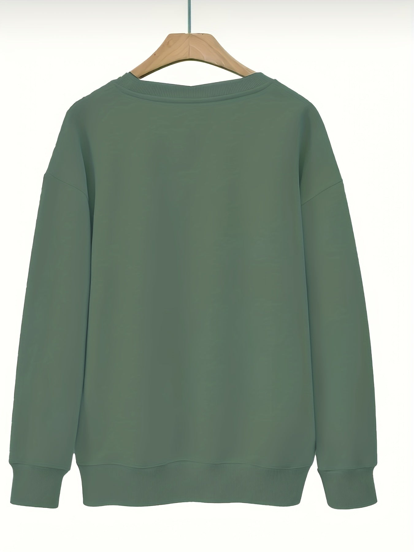 Pawliday Labrador Sweatshirt 2025 – Cozy Christmas Edition